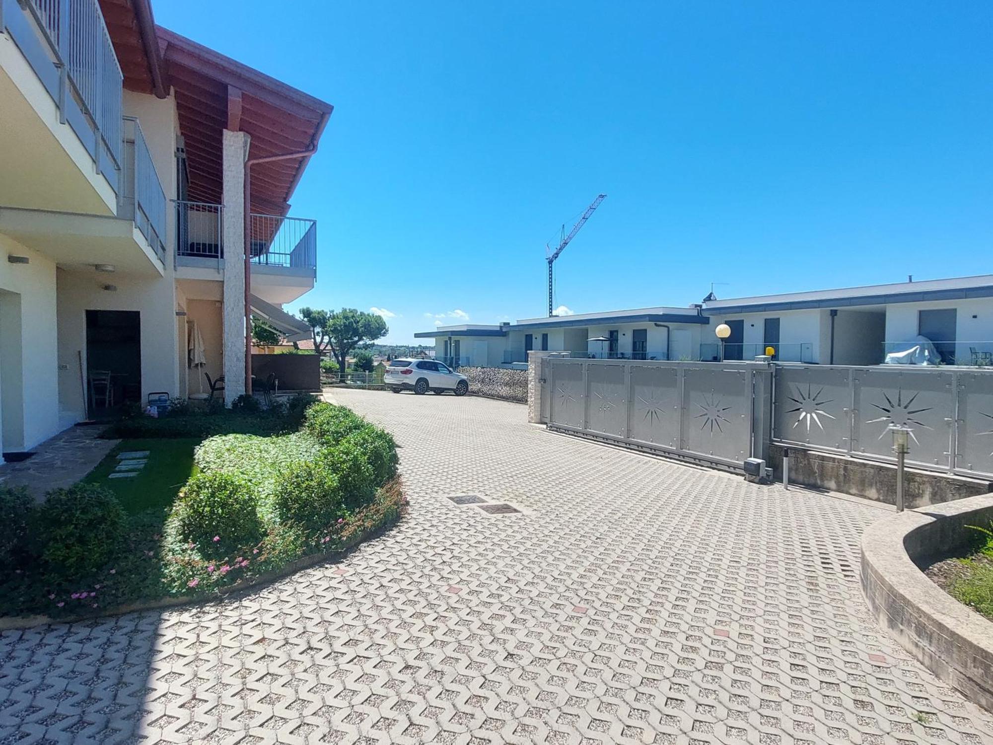 Apartment Brezza Di Lago - Regarda Travel Lazise Zewnętrze zdjęcie